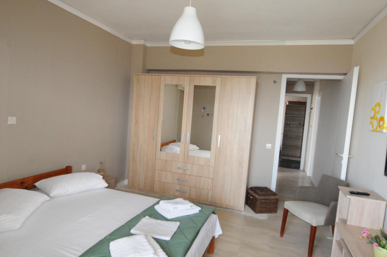 Kinetta Apartments Agioi Apostoloi  Bagian luar foto