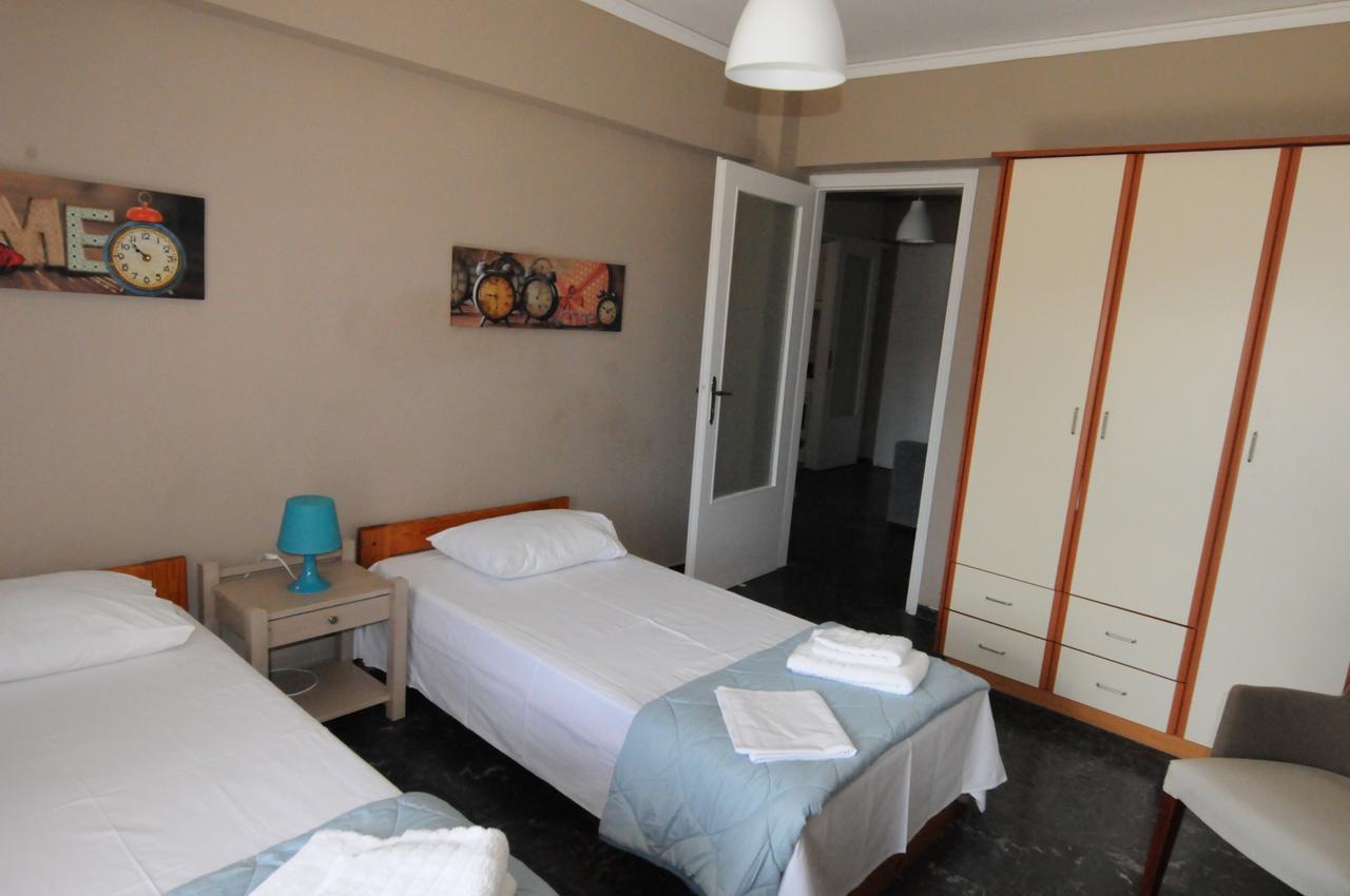 Kinetta Apartments Agioi Apostoloi  Bagian luar foto