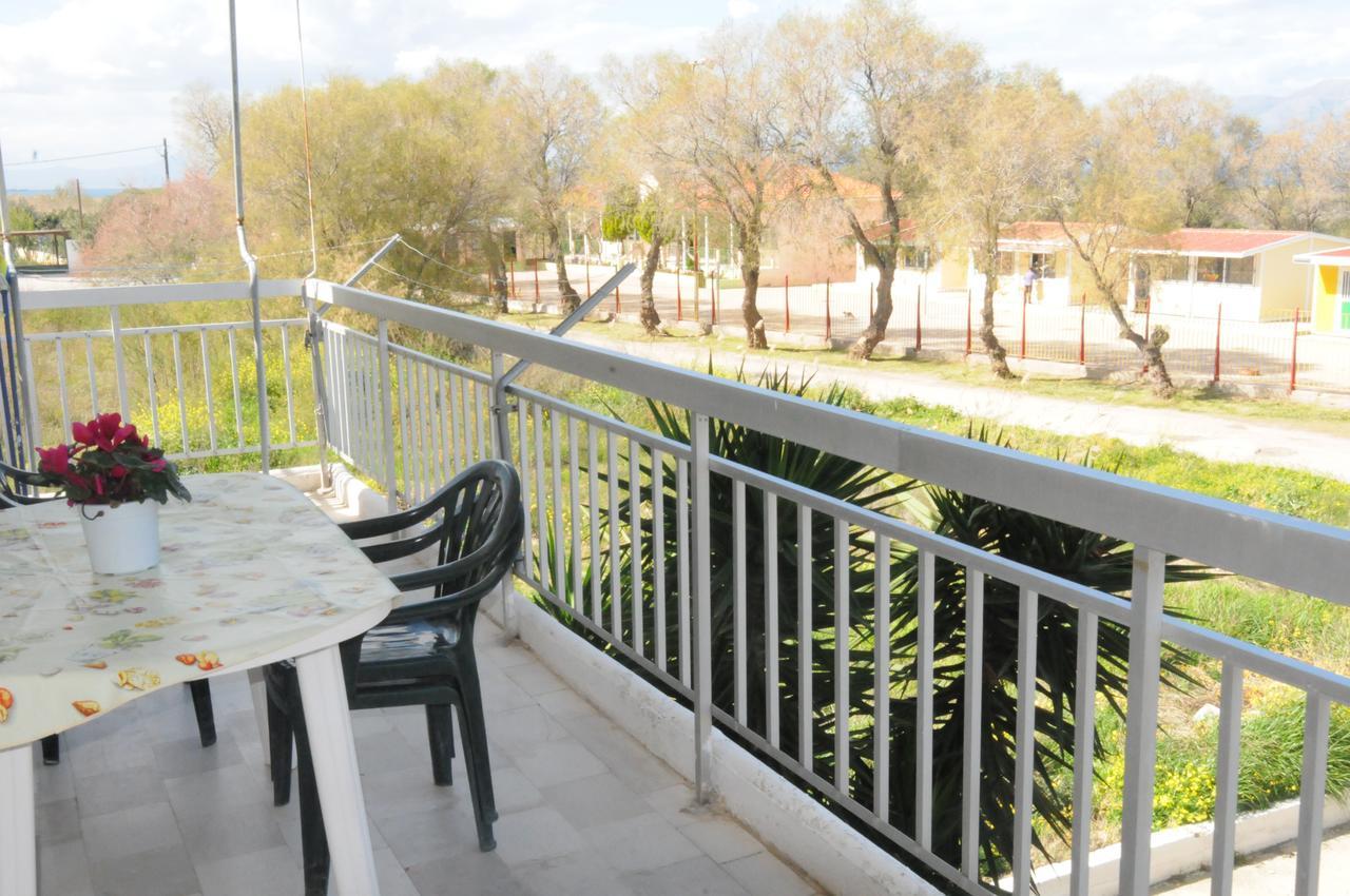Kinetta Apartments Agioi Apostoloi  Bagian luar foto